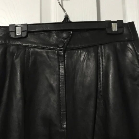 DANIER BLACK LEATHER SKIRT - Picture 4 of 8